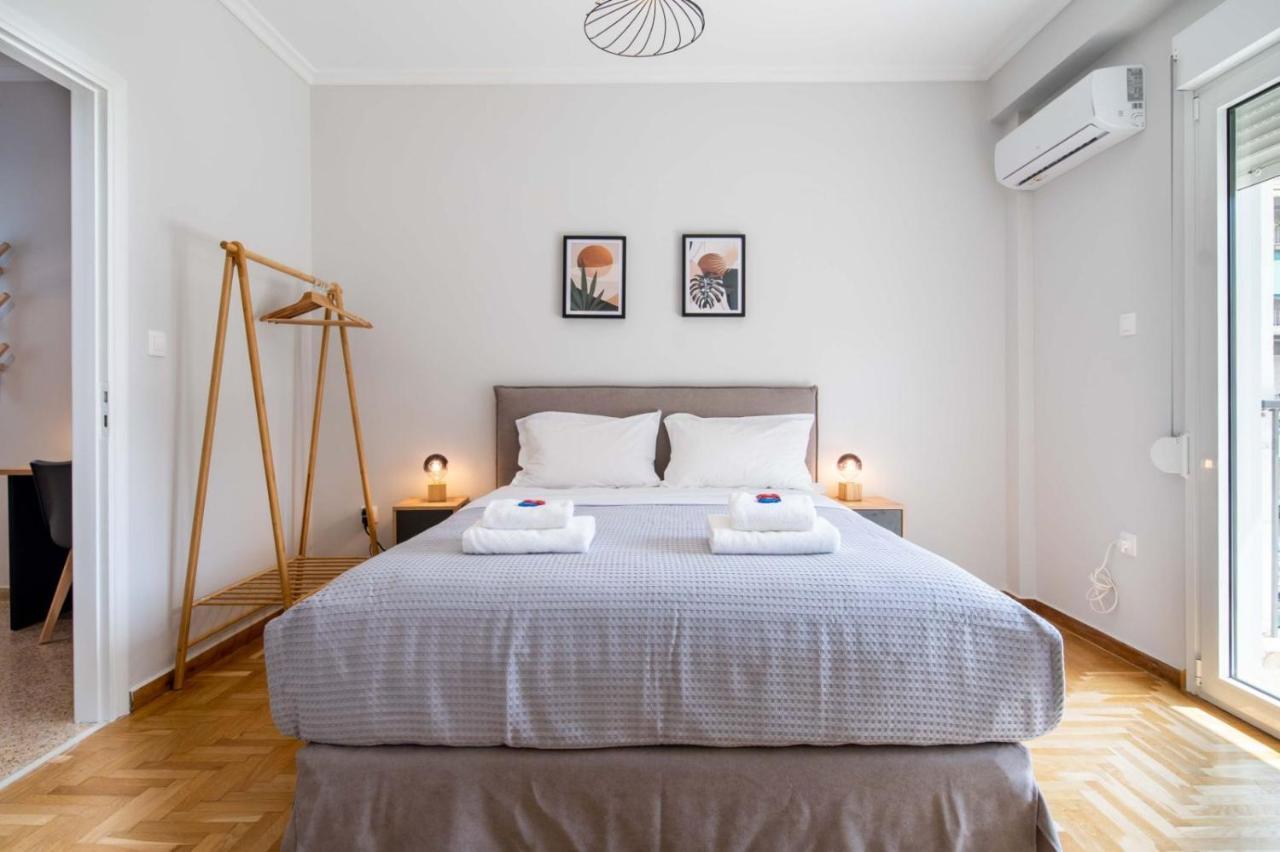 Aris123 By Smart Cozy Suites - Apartments In The Heart Of Athens - 5 Minutes From Metro - Available 24Hr Ngoại thất bức ảnh