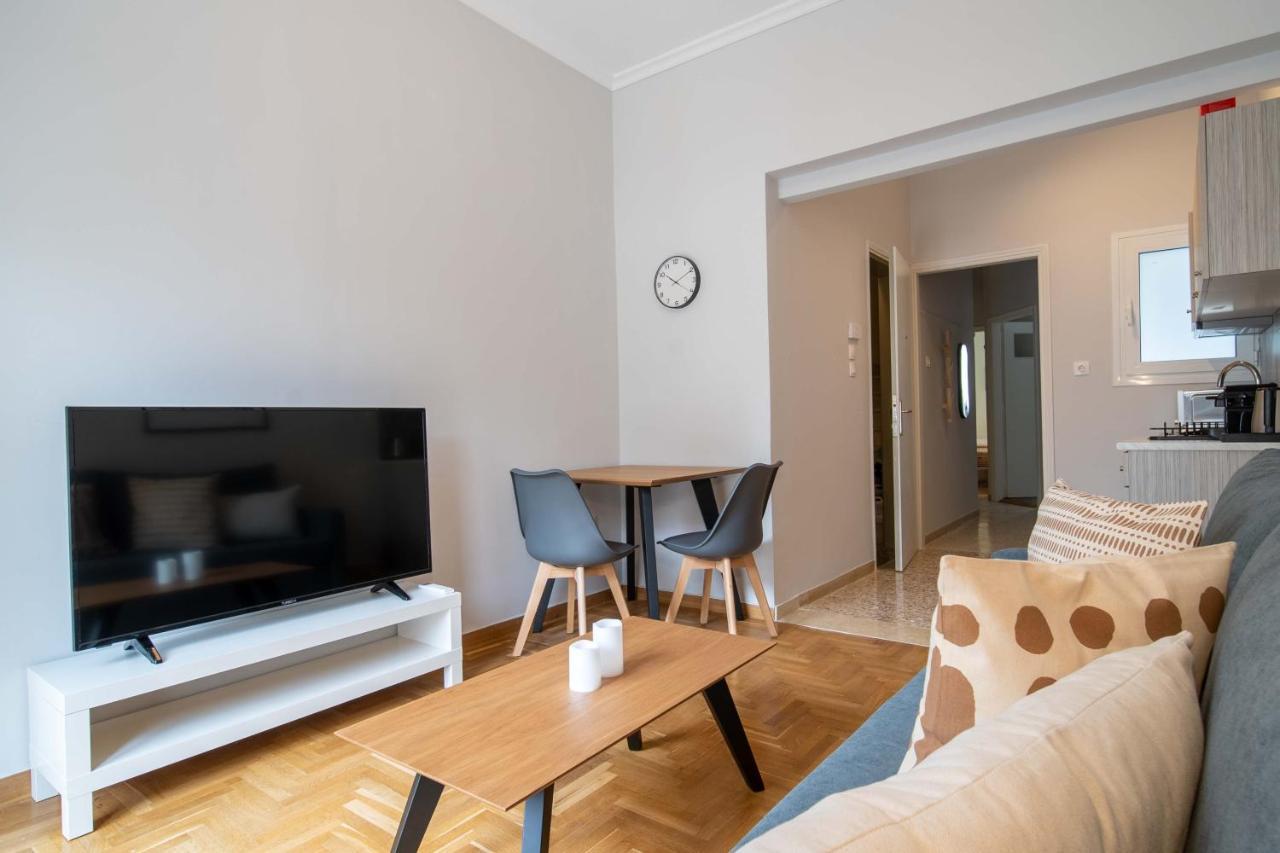 Aris123 By Smart Cozy Suites - Apartments In The Heart Of Athens - 5 Minutes From Metro - Available 24Hr Ngoại thất bức ảnh