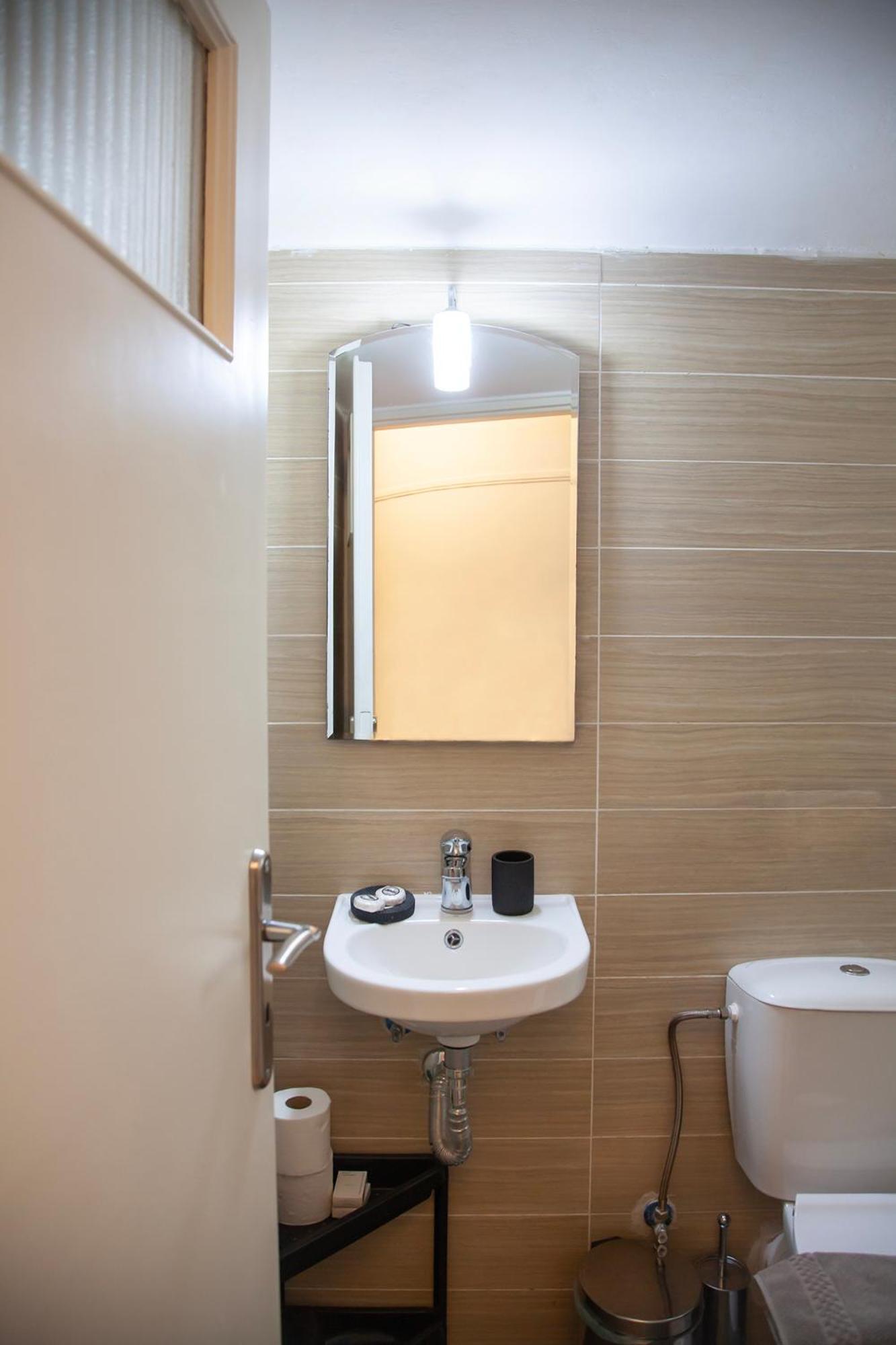 Aris123 By Smart Cozy Suites - Apartments In The Heart Of Athens - 5 Minutes From Metro - Available 24Hr Ngoại thất bức ảnh