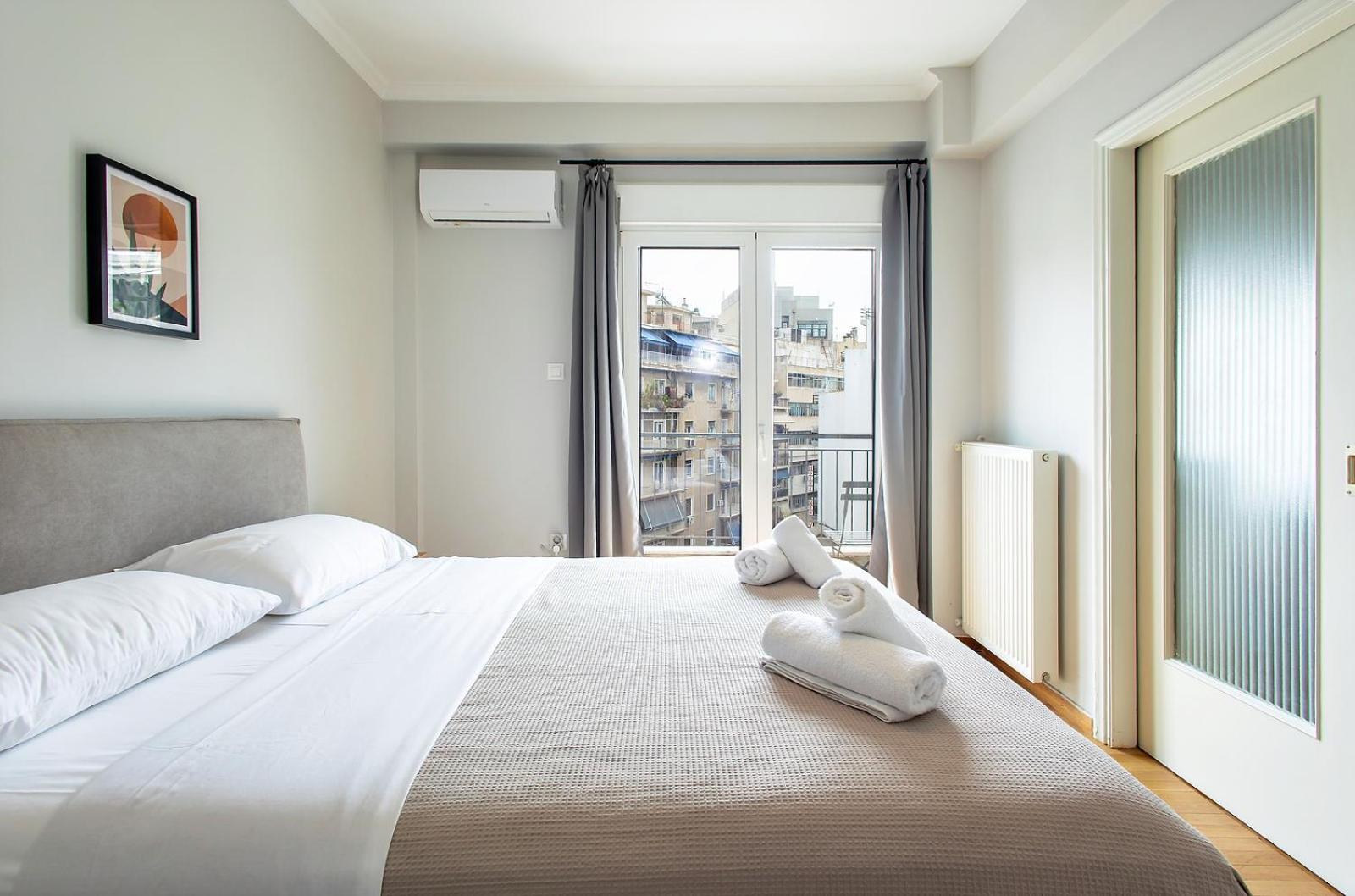 Aris123 By Smart Cozy Suites - Apartments In The Heart Of Athens - 5 Minutes From Metro - Available 24Hr Ngoại thất bức ảnh